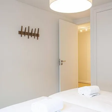 Saldanha Spacious With Ac Terrace And Garage