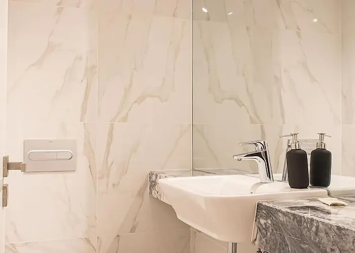 Apartmán Saldanha Spacious With Ac Terrace And Garage